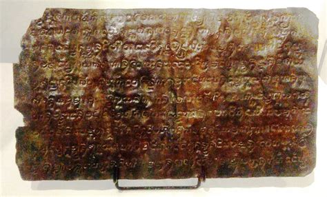 Laguna Copperplate Inscription! A Glimpse into 8th-Century Philippine Society Through Intricate Script and Timeless Bronze